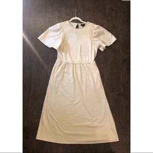 TARGET / WHO WHAT WEAR Short Sleeve Smocked Knit Dress - Size S